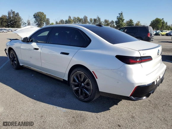 2024 BMW i7 eDrive50 with VIN WBY43EJ04RCS69245, listed as a Copart auction lot 81666614 with 4,594 mi miles and Salvage Title. Bid and sale history available at carsss.com. Image 2.