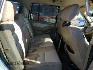 2007 Ford Explorer Eddie Bauer z VIN 1FMEU74887UA62229, wystawiony jako Copart lot #57144215 z przebiegiem 289 401 mil mil oraz Szkody całkowita. Historia ofert i sprzedaży dostępna na DreamBid. Obrazek 11.
