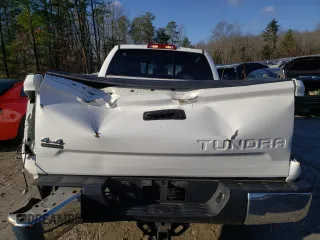 2018 Toyota Tundra SR with VIN 5TFUM5F1XJX075879, listed as a Copart auction lot 83666824 with 130,059 mi miles and Salvage title. Bid and sale history available at DreamBid. Image 6.