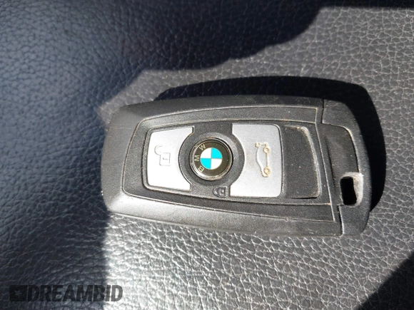2015 BMW 3 Series 328i xDrive with VIN WBA3B5G56FNS20581, listed as a IAAI auction lot 41692014 with 196,609 mi miles. Bid and sale history available at carsss.com. Image 11.