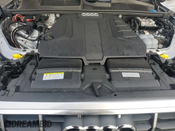 2021 Audi Q7 Premium z VIN WA1AJAF78MD014930, wystawiony jako Copart lot #45175585 z przebiegiem 52 921 mil mil oraz Szkoda całkowita • Salvage title. Historia ofert i sprzedaży dostępna na DreamBid. Obrazek 12.