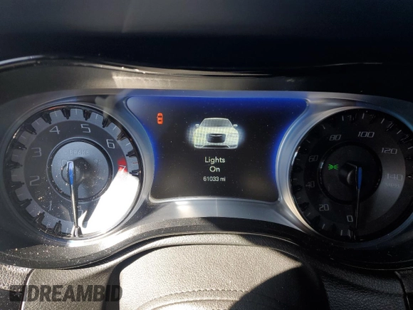 2019 Chrysler 300 with VIN 2C3CCABG1KH548418, listed as a Copart auction lot 43458095 with 61,033 mi miles and Salvage Title. Bid and sale history available at carsss.com. Image 9.