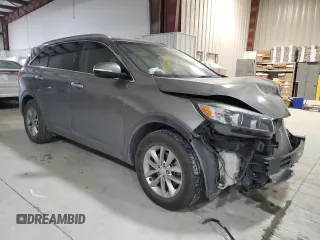 2016 Kia Sorento LX with VIN 5XYPG4A59GG070161, listed as a Copart auction lot 45686555 with 117,442 mi miles and Salvage Title. Bid and sale history available at carsss.com. Image 4.