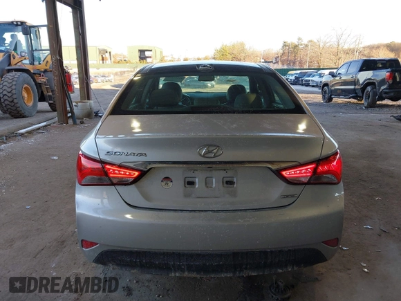 2014 Hyundai Sonata SE with VIN 5NPEC4AC2EH938525, listed as a IAAI auction lot 41117231 with 85,414 mi miles and . Bid and sale history available at DreamBid. Image 17.