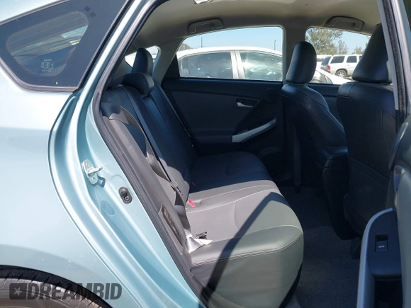 2014 Toyota Prius Four z VIN JTDKN3DU2E1841005, wystawiony jako IAAI lot #42273016 z przebiegiem 117 044 mil mil oraz . Historia ofert i sprzedaży dostępna na DreamBid. Obrazek 8.