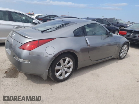 2005 Nissan 350Z Touring with VIN JN1AZ34E05M652220, listed as a Copart auction lot 76190324 with Not Provided miles and Salvage Title. Bid and sale history available at DreamBid. Image 3.
