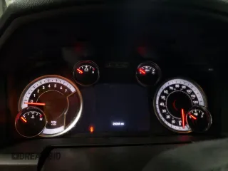 2023 Ram 1500 SLT z VIN 1C6RR6LG7PS580197, wystawiony jako Copart lot #46918675 z przebiegiem 20 034 mil mil oraz Nie do naprawy • Non repairable. Historia ofert i sprzedaży dostępna na DreamBid. Obrazek 9.