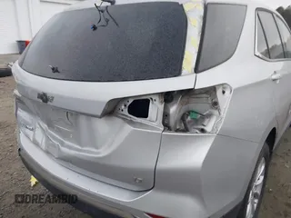 2018 Chevrolet Equinox LT with VIN 2GNAXJEV8J6252105, listed as a IAAI auction lot 41814264 with 104,167 mi miles. Bid and sale history available at carsss.com. Image 19.