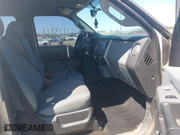 2015 Ford F-250 Lariat with VIN 1FT7W2B6XFEC02866, listed as a IAAI auction lot 42128811 with 179,184 mi miles and . Bid and sale history available at DreamBid. Image 5.