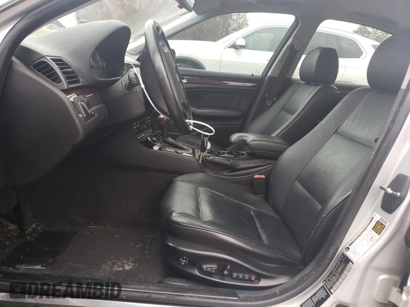 2005 BMW 3 Series 330i with VIN WBAEV53415KM42569, listed as a Copart auction lot 82333804 with 195,594 mi miles and Salvage Title. Bid and sale history available at carsss.com. Image 7.