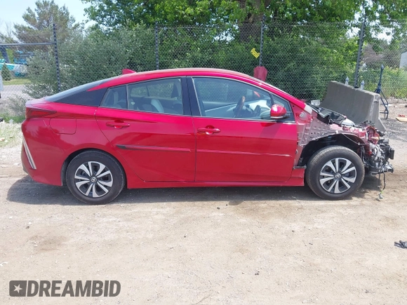 2017 Toyota Prius Plus z VIN JTDKARFP9H3022524, wystawiony jako IAAI lot #42527901 z przebiegiem 44 809 mil mil oraz . Historia ofert i sprzedaży dostępna na DreamBid. Obrazek 14.