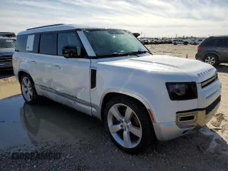 2023 Land Rover Defender z VIN SALEVFEU4P2217208, wystawiony jako Copart lot #43582325 z przebiegiem 9 031 mil mil oraz Szkoda całkowita • Salvage title. Historia ofert i sprzedaży dostępna na DreamBid. Obrazek 4.