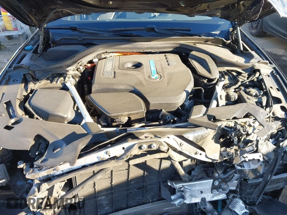 2019 BMW 5 Series 530e with VIN WBAJA9C57KB399541, listed as a IAAI auction lot 41656775 with 96,523 mi miles and . Bid and sale history available at DreamBid. Image 10.