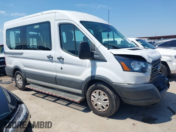2018 Ford Transit XL z VIN 1FMZK1CM5JKB31481, wystawiony jako IAAI lot #42329280 z przebiegiem 57 051 mil mil oraz . Historia ofert i sprzedaży dostępna na DreamBid. Obrazek 13.
