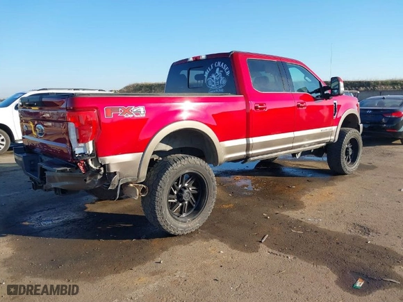 2019 Ford Super Duty F-250 SRW XL with VIN 1FT7W2BT2KEE97090, listed as a IAAI auction lot 41343735 with 68,212 mi miles. Bid and sale history available at carsss.com. Image 4.
