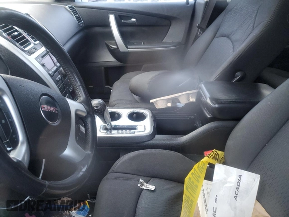 2010 GMC Acadia SLE with VIN 1GKLVLED1AJ181685, listed as a Copart auction lot 82568154 with Not Provided miles and Salvage Title. Bid and sale history available at DreamBid. Image 9.