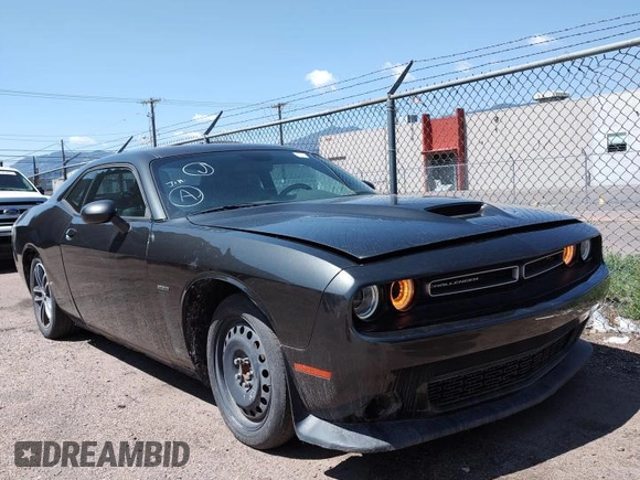 2019 Dodge Challenger R/T z VIN 2C3CDZBT8KH524707, wystawiony jako Copart lot #59381215 z przebiegiem 20 771 mil mil oraz Szkoda całkowita • Salvage title. Historia ofert i sprzedaży dostępna na DreamBid. Obrazek 1.