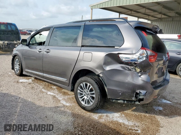 2020 Toyota Sienna XLE Auto Access Seat с VIN 5TDYZ3DC3LS053999, выставлен на аукционе Copart как лот 55379895 с пробегом 86 762 миль миль и Списание • Salvage title. История ставок и продаж доступна на DreamBid. Изображение 2.