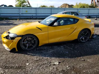 2022 Toyota Supra 3.0 z VIN WZ1DB0C09NW049985, wystawiony jako Copart lot #68956213 z przebiegiem 18 457 mil mil oraz . Historia ofert i sprzedaży dostępna na DreamBid. Obrazek 1.