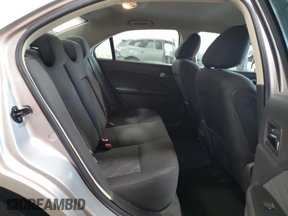 2010 Mercury Milan with VIN 3MEHM0HA8AR657438, listed as a Copart auction lot 74425294 with 101,446 mi miles and Salvage Title. Bid and sale history available at carsss.com. Image 10.