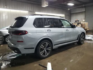 2024 BMW X7 xDrive40i with VIN 5UX23EM04R9V15436, listed as a Copart auction lot 46265095 with 5,504 mi miles and Salvage Title. Bid and sale history available at carsss.com. Image 3.