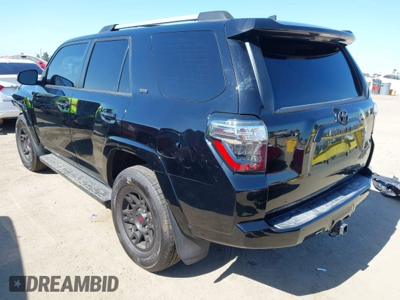 2020 Toyota 4Runner SR5 with VIN JTEBU5JRXL5749494, listed as a IAAI auction lot 42282783 with 88,724 mi miles and . Bid and sale history available at DreamBid. Image 3.