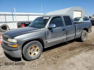 2000 Chevrolet Silverado 1500 LS with VIN 2GCEC19T4Y1266072, listed as a Copart auction lot 47134185 with 0 mi miles and Salvage Title. Bid and sale history available at carsss.com. Image 1.