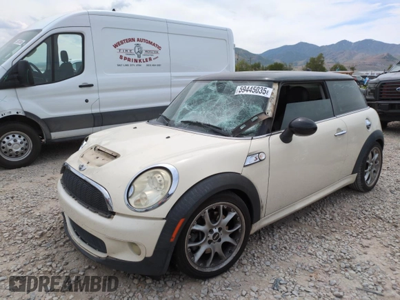 2009 MINI Hardtop S with VIN WMWMF73569TW87347, listed as a Copart auction lot 59445035 with Not provided miles and Salvage title. Bid and sale history available at DreamBid. Image 1.