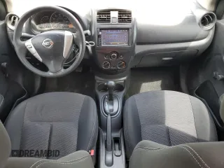 2017 Nissan Versa S z VIN 3N1CN7AP5HL865888, wystawiony jako Copart lot #60886965 z przebiegiem 127 727 mil mil oraz Szkoda całkowita • Salvage title. Historia ofert i sprzedaży dostępna na DreamBid. Obrazek 8.
