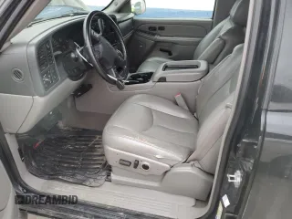 2006 Chevrolet Avalanche Z71 with VIN 3GNEK12Z46G189202, listed as a Copart auction lot 87802725 with 203,812 mi miles and Salvage Title. Bid and sale history available at carsss.com. Image 7.