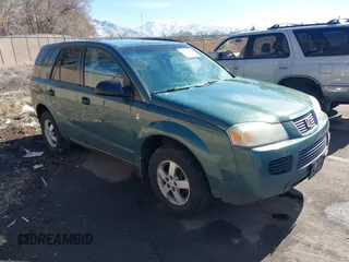 2006 Saturn VUE z VIN 5GZCZ33DX6S889193, wystawiony jako IAAI lot #41635465 z przebiegiem 183 320 mil mil oraz . Historia ofert i sprzedaży dostępna na DreamBid. Obrazek 1.