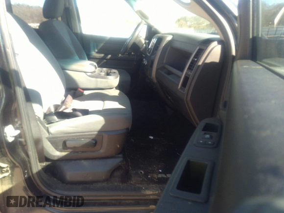 2018 Ram 1500 Express with VIN 1C6RR6FG0JS131656, listed as a IAAI auction lot 41640173 with 56,025 mi miles and . Bid and sale history available at DreamBid. Image 5.