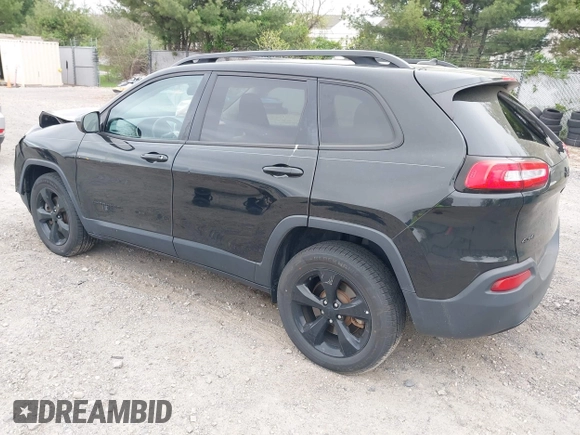 2018 Jeep Cherokee Latitude Tech Connect with VIN 1C4PJMCB7JD555019, listed as a IAAI auction lot 42091382 with 45,988 mi miles and . Bid and sale history available at DreamBid. Image 3.
