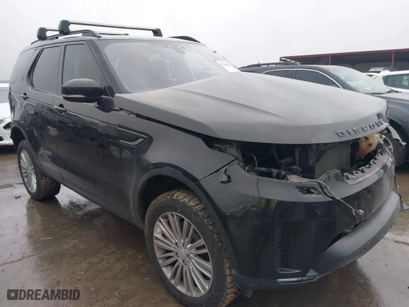 2017 Land Rover Discovery HSE with VIN SALRRBBK7HA013690, listed as a IAAI auction lot 41434883 with 89,667 mi miles. Bid and sale history available at carsss.com. Image 1.