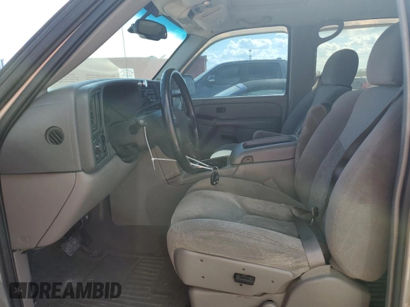 2005 Chevrolet Avalanche Z66 with VIN 3GNEC12Z35G227983, listed as a Copart auction lot 77965044 with 180,879 mi miles and Salvage Title. Bid and sale history available at carsss.com. Image 7.