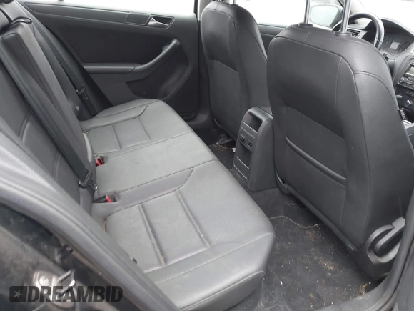 2011 Volkswagen Jetta SE с VIN 3VWBZ7AJ9BM395274, выставлен на аукционе IAAI как лот 41672902 с пробегом 79 218 миль миль и . История ставок и продаж доступна на DreamBid. Изображение 8.