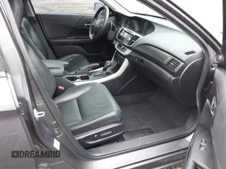 2013 Honda Accord Sdn EX-L with VIN 1HGCR2F87DA282201, listed as a IAAI auction lot 41556072 with 215,119 mi miles. Bid and sale history available at carsss.com. Image 5.