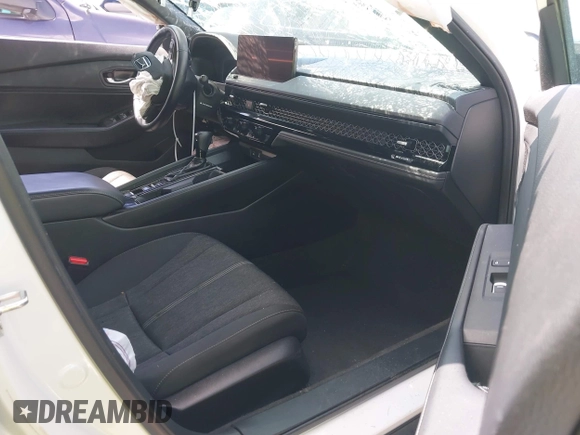 2023 Honda Accord Sport z VIN 1HGCY2F51PA030635, wystawiony jako IAAI lot #42247506 z przebiegiem 31 525 mil mil oraz . Historia ofert i sprzedaży dostępna na DreamBid. Obrazek 5.