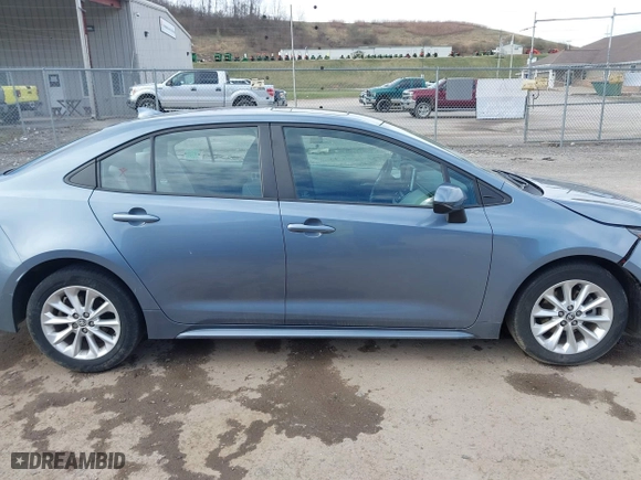 2020 Toyota Corolla LE with VIN 5YFHPRAE8LP012839, listed as a IAAI auction lot 41826438 with 46,360 mi miles. Bid and sale history available at carsss.com. Image 13.