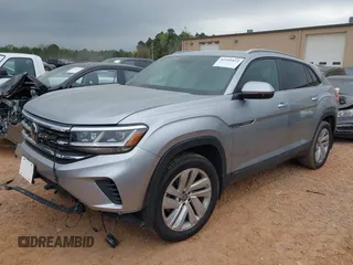 2020 Volkswagen Atlas SE z VIN 1V26C2CA5LC206661, wystawiony jako IAAI lot #41945822 z przebiegiem 43 297 mil mil oraz . Historia ofert i sprzedaży dostępna na DreamBid. Obrazek 2.
