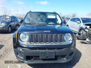 2017 Jeep Renegade Sport with VIN ZACCJBAB3HPE59292, listed as a IAAI auction lot 41931546 with 51,573 mi miles and . Bid and sale history available at carsss.com. Image 12.