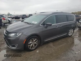 2017 Chrysler Pacifica Touring L with VIN 2C4RC1BG4HR810277, listed as a Copart auction lot 77885014 with 101,492 mi miles and Salvage Title. Bid and sale history available at DreamBid. Image 1.