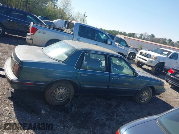 1993 Oldsmobile Cutlass Ciera S with VIN 1G3AG55N5P6317040, listed as a IAAI auction lot 41777055 with 208,984 mi miles and . Bid and sale history available at DreamBid. Image 13.