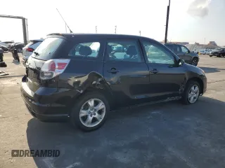 2005 Toyota Matrix STD with VIN 2T1KR32E35C395488, listed as a Copart auction lot 55072095 with 141,096 mi miles and Salvage Title. Bid and sale history available at DreamBid. Image 3.