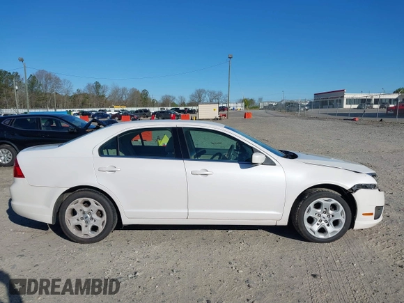 2011 Ford Fusion SE with VIN 3FAHP0HG3BR289870, listed as a IAAI auction lot 41853874 with 149,881 mi miles. Bid and sale history available at carsss.com. Image 13.