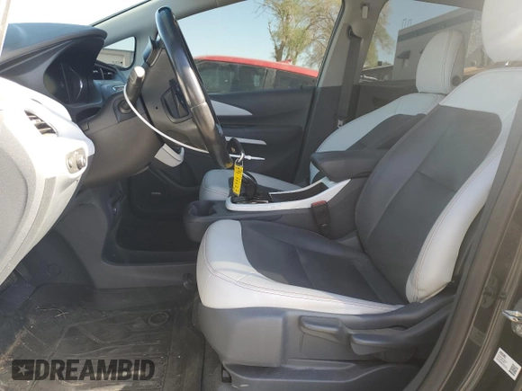 2020 Chevrolet Bolt EV Premier z VIN 1G1FZ6S02L4131727, wystawiony jako Copart lot #52995245 z przebiegiem 32 397 mil mil oraz Szkody całkowita. Historia ofert i sprzedaży dostępna na DreamBid. Obrazek 7.