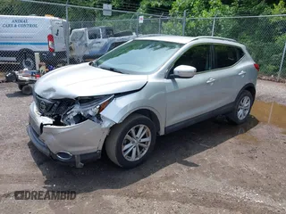 2017 Nissan Rogue SV with VIN JN1BJ1CR4HW122667, listed as a IAAI auction lot 42540290 with 69,459 mi miles and . Bid and sale history available at DreamBid. Image 17.