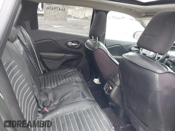 2016 Jeep Cherokee Latitude with VIN 1C4PJMCB8GW282752, listed as a IAAI auction lot 41475436 with 94,257 mi miles. Bid and sale history available at carsss.com. Image 8.