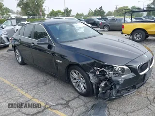 2016 BMW 5 Series 528i z VIN WBA5A5C59GG352046, wystawiony jako IAAI lot #42444820 z przebiegiem 78 469 mil mil oraz . Historia ofert i sprzedaży dostępna na DreamBid. Obrazek 1.