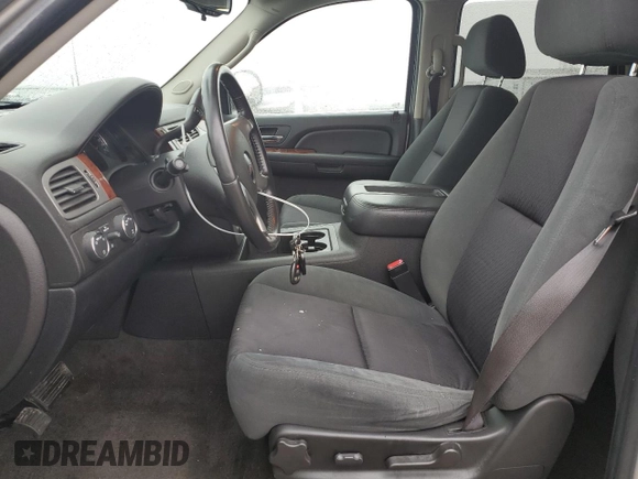 2009 GMC Yukon SLE w/3SB with VIN 1GKFK23039R224372, listed as a Copart auction lot 87762195 with 160,893 mi miles and Salvage Title. Bid and sale history available at carsss.com. Image 7.